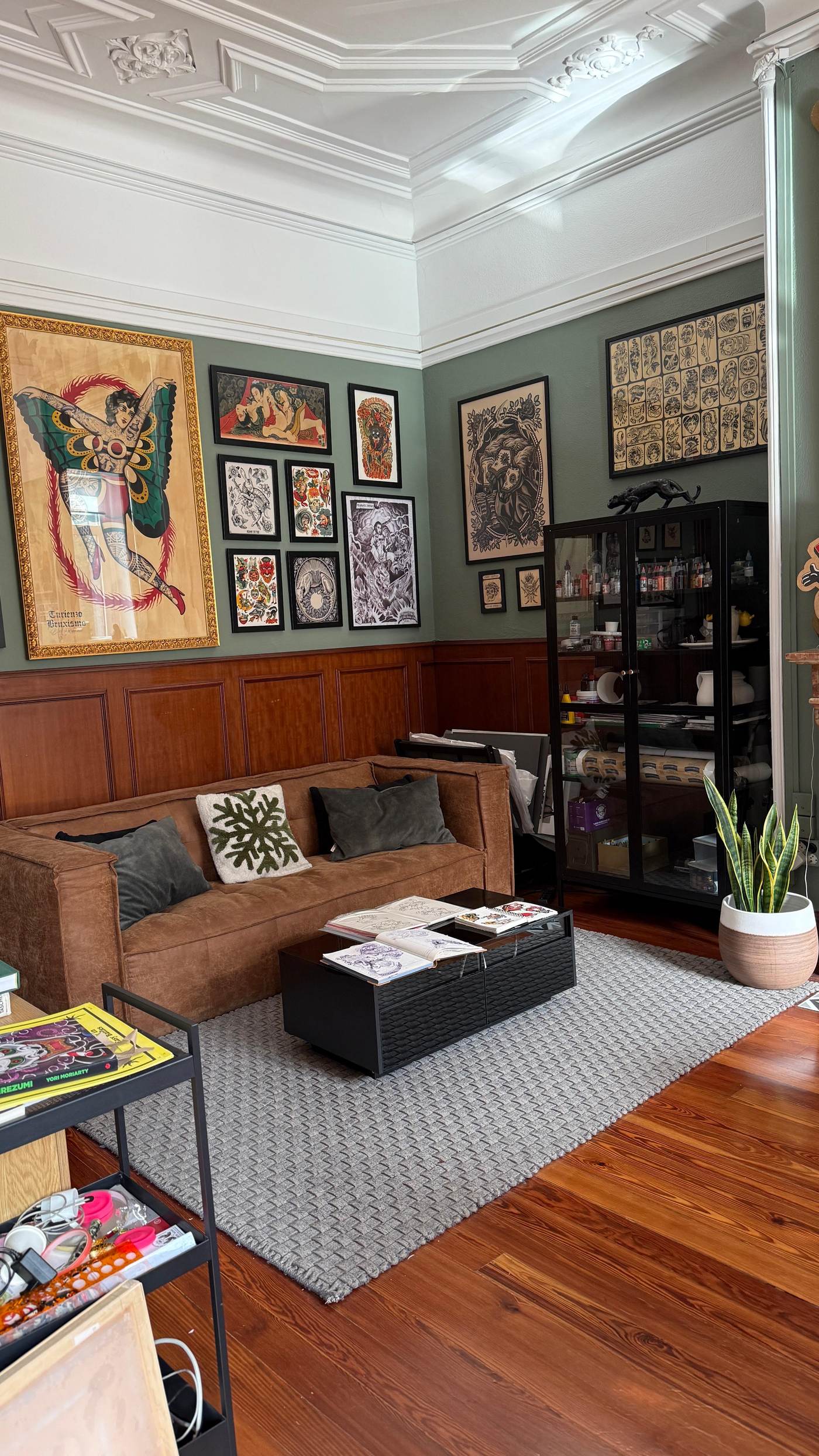 Salón del estudio Frio Norte Tattoo en Vigo